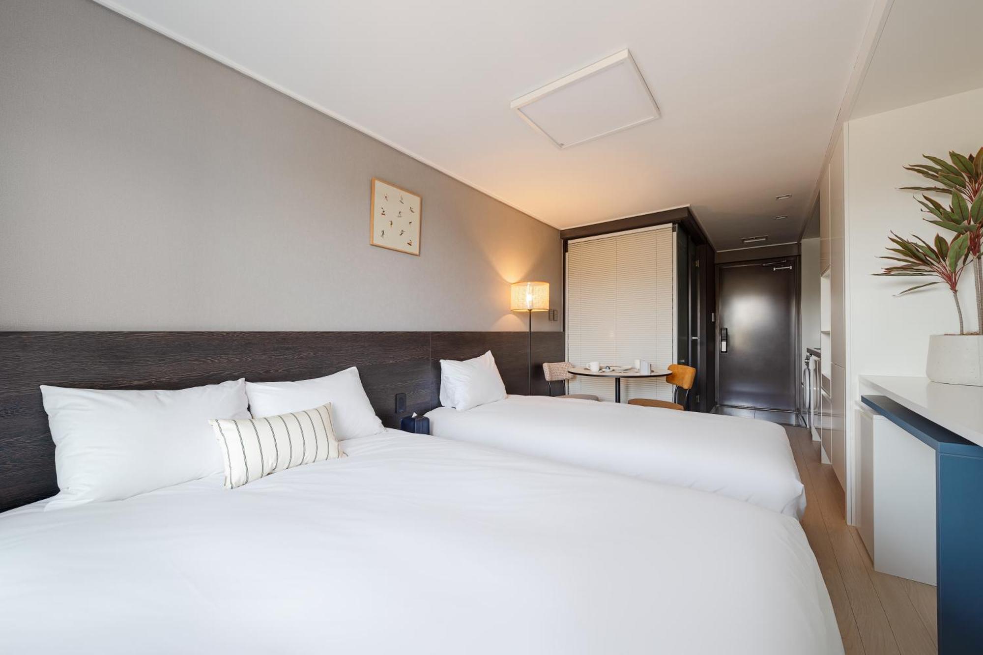 Urbanstay Sokcho Beach Ab エクステリア 写真